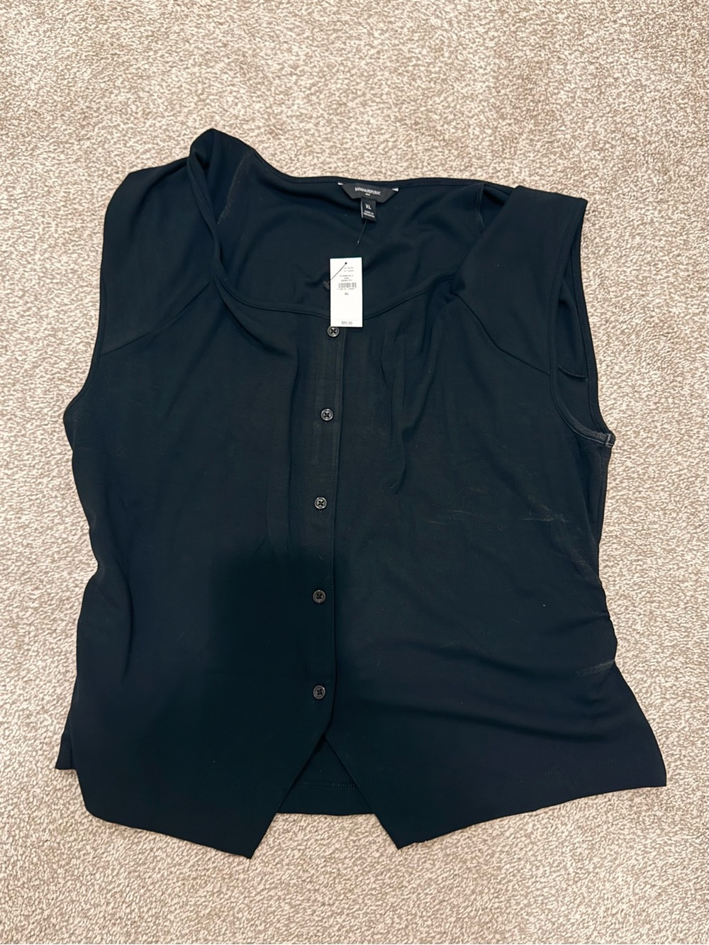 Banana Republic Women’s XL Black Sleeveless Button Front Top